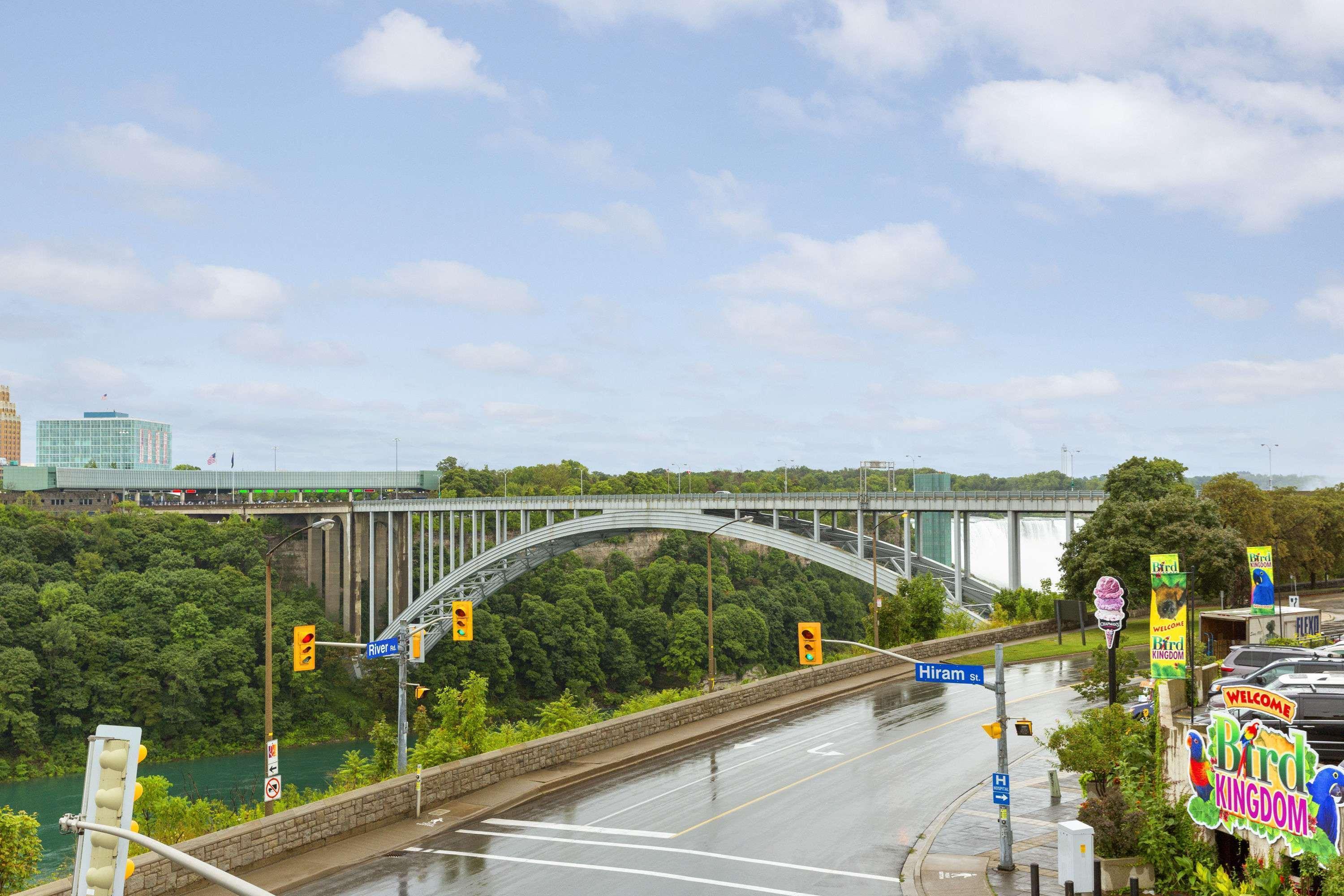 Travelodge By Wyndham Niagara Falls Fallsview Exteriér fotografie